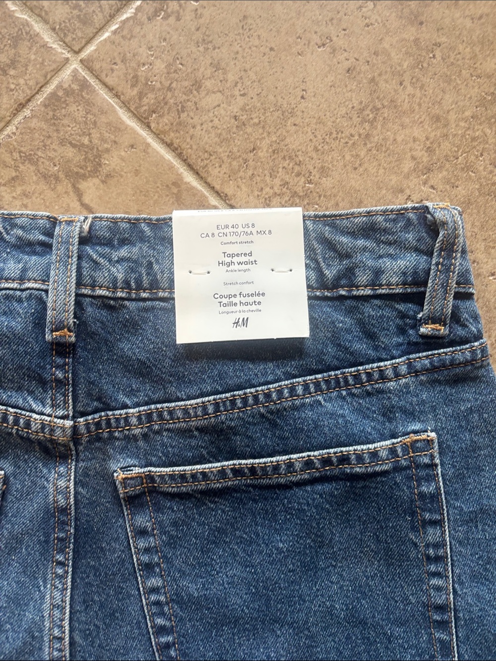 NWT H&M Straight-Leg Women's Jeans in Dark Blue Denim - Picture 6 of 7